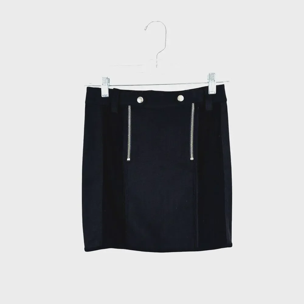 T Alexander Wang Black Mini Skirt –  Lyocell Blend – Size 0- Capsule Closet